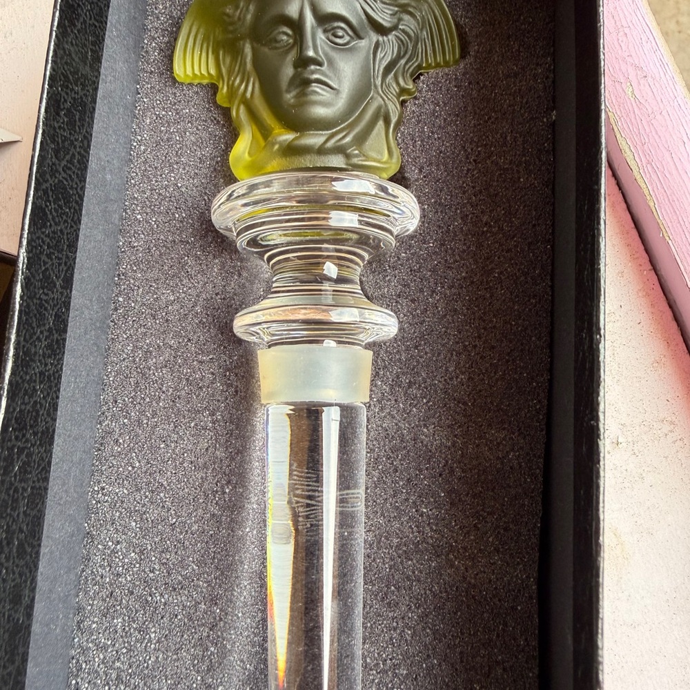 Versace Medusa Crystal Wine Stoppers - Clear and Olive - Picture 4 of 9